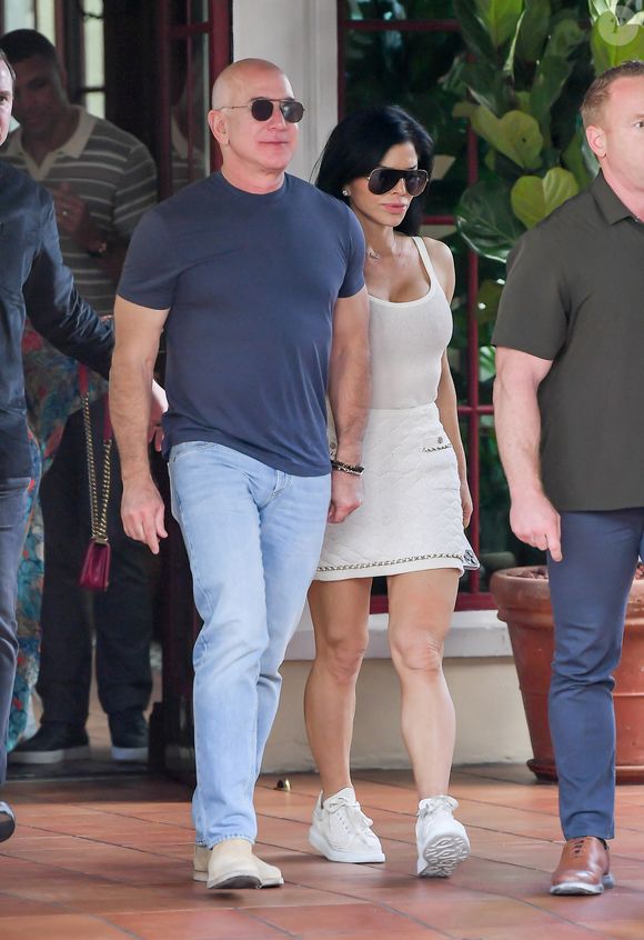 Exclusif : Jeff Bezos et Lauren Sanchez à Miami le 12 septembre 2023.
