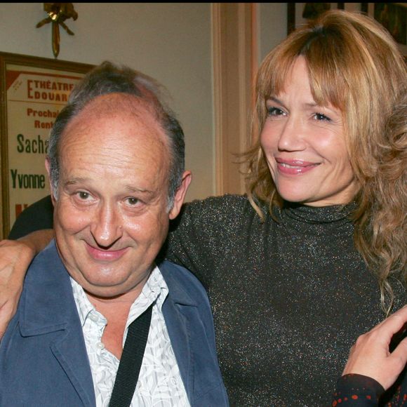 Michel Jonasz, également présent sur le plateau, avait alors tenu à préciser qu'il avait rejeté les avances 


Michel Jonasz, Clémentine Célarié et Florence Darel - Soirée de générale de la pièce "Les grandes occasions" au théâtre Édouard VII à Paris
Bestimage