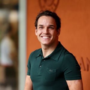 Théo Curin au village lors des Internationaux de France de Tennis de Roland Garros 2025, à Paris, France, le 4 Juin 2025. © Jacovides-Moreau/Bestimage