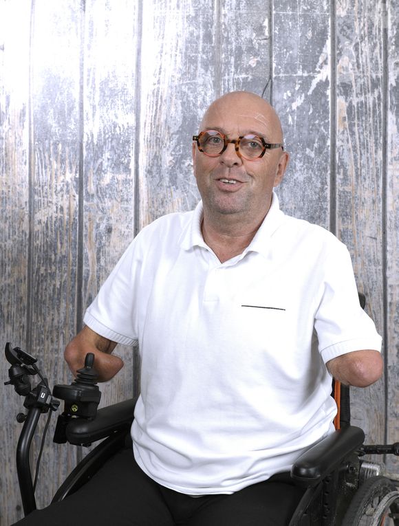 Portrait de Philippe Croizon lors de l'enregistrement de l'émission "Chez Jordan de Luxe" le 9 septembre 2024.

© Cédric Perrin / Bestimage