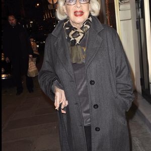 Micheline Presle - Arrivées à la générale de la pièce "Une journée ordinaire" au Théâtre des Bouffes parisiens à Paris.
VEEREN / BESTIMAGE