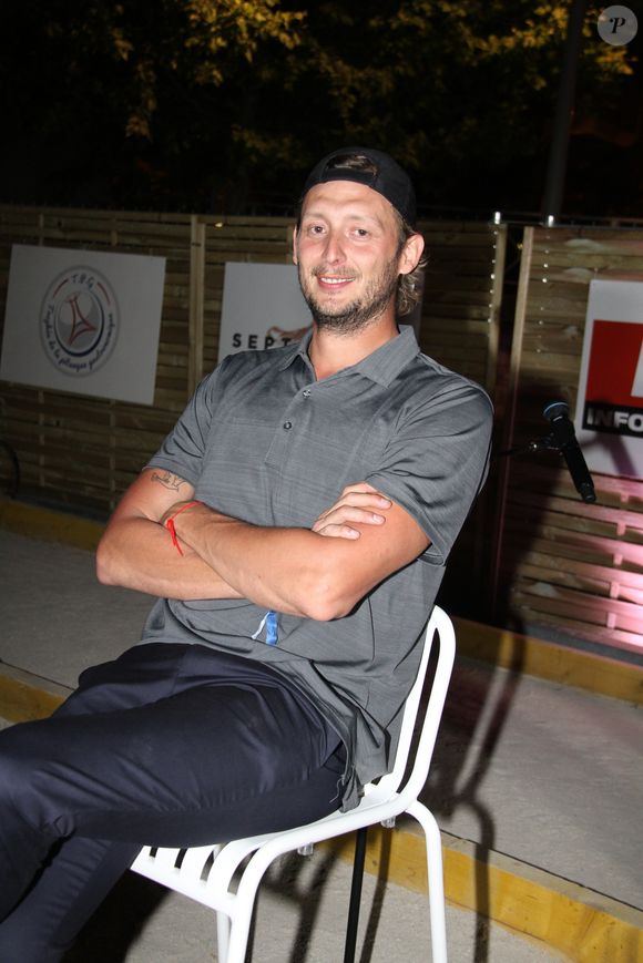 En retour, la plateforme Spantale de la star devait mettre en contact les sportifs et leurs sponsors, les transactions s'orchestrant en cryptomonnaies. Mais rien ne s'est passé comme prévu !

Amaury Leveaux - 6ème édition du Trophée de la Pétanque Gastronomique au Paris Yacht Marina à Paris, France, le 28 juin 2018. © Philippe Baldini/Bestimage