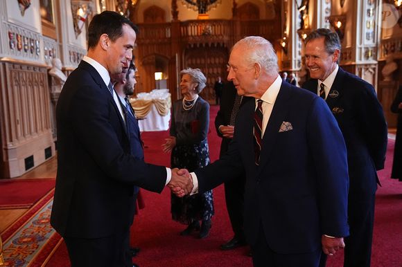 Le roi Charles III d'Angleterre assiste à une réception en l'honneur des personnes impliquées dans la musique communautaire au Royaume-Uni, au château de Windsor le 3 avril 2025. © Aaron Chown/WPA-Pool / Julien Burton via Bestimage