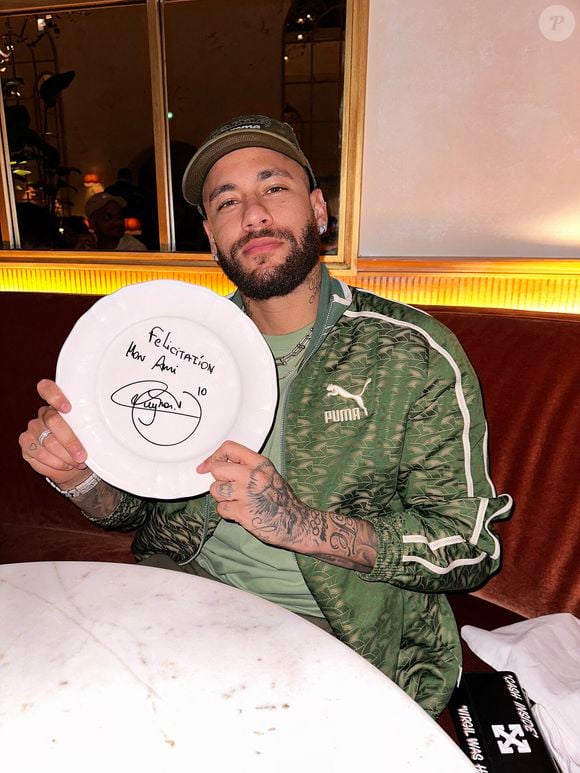 Neymar à un dîner au Siena Paris le 17 août 2023. Photo by Siena Paris/Splash News/ABACAPRESS.COM