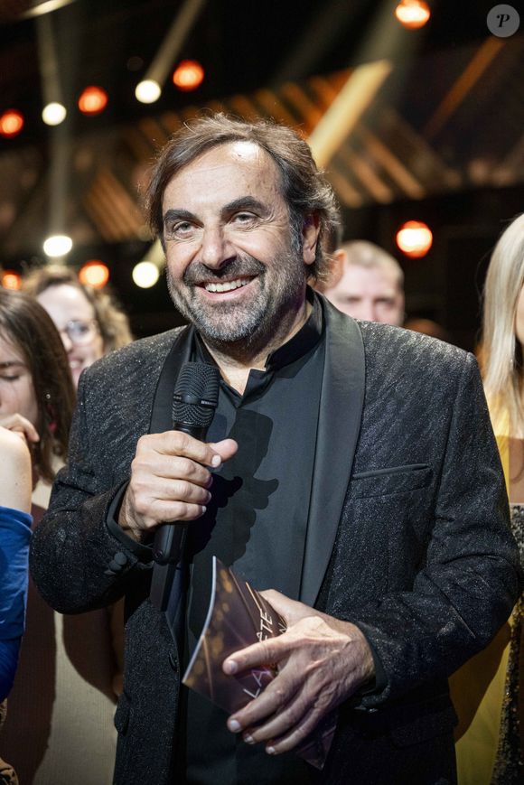 Exclusif - André Manoukian - Enregistrement de l'émission "La fête de la chanson française" à Paris, présentée par L.Thilleman et A.Manoukian, et diffusée le 20 décembre sur France 3
© Pierre Perusseau / Bestimage