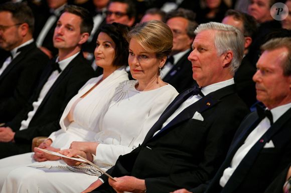 Le roi Philippe de Belgique, Le roi Philippe de Belgique, Le grand-duc Henri de Luxembourg - Concert en l'honneur de la visite du Grand Duc et de la Grande Duchesse de Luxembourg, en présence du roi et de la reine de Belgique, au centre culturel Flagey à Bruxelles, le 17 avril 2024. Le Grand duc et la Grande Duchesse de Luxembourg sont en visite officielle en Belgique. Frederic Andrieu / Bestimage