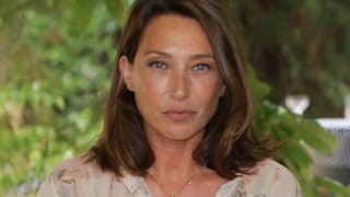 En Gironde cet été, Laura Smet n'a pas hésité une seconde et a "pris les commandes d'un bateau" pour mettre son entourage à l'abri