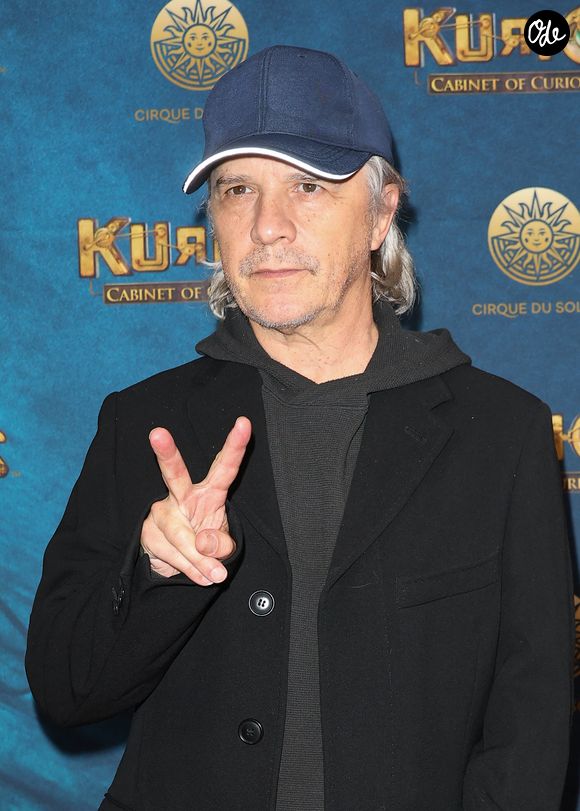 Semi-exclusif - Nicola Sirkis - Première du spectacle du Cirque du Soleil "Kurios, Cabinet des curiosités" à Chatou le 21 novembre 2023. © Coadic Guirec/Bestimage