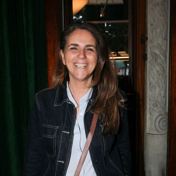 Valérie Bénaïm - Personnalités aux Deux Magots pour la 3ème édition du salon du livre à Saint-Germain-des-Prés "Des pages avant la plage" à Paris le 6 juin 2026

© Philippe Baldini / Bestimage