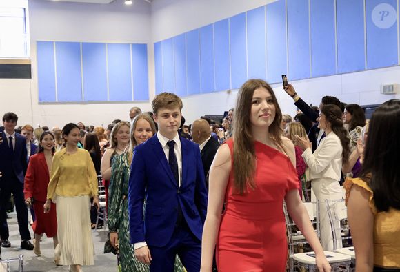 Le roi Felipe VI et la reine Letizia d'Espagne accompagnent l'infante Sofia lors de sa remise de diplômes à l'UWC Atlantic College le 24 mai 2025

Casa SM El Rey/Agence-Bestimage