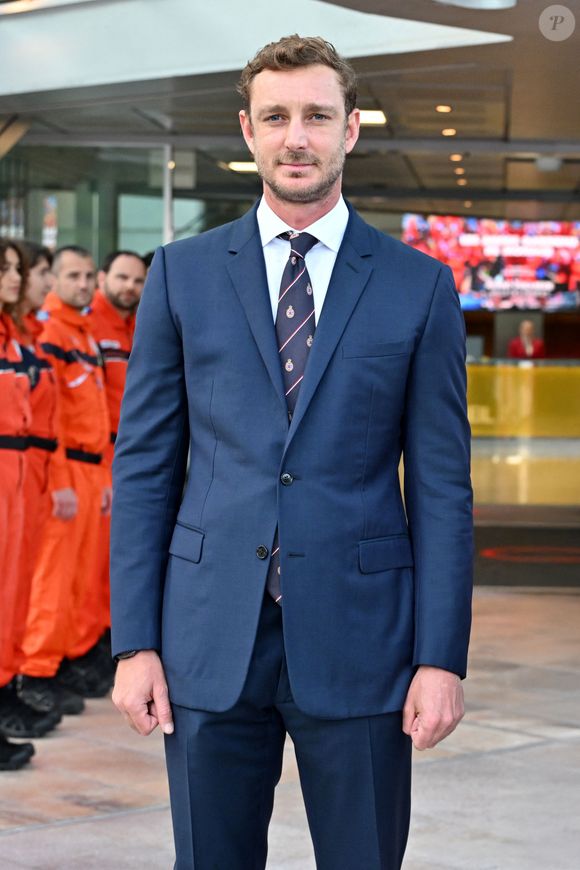 Ce choix des prénoms rend hommage à la princesse Caroline de Monaco, la mère de Pierre Casiraghi...

Exclusif - Pierre Casiraghi au Grimaldi Forum à Monaco, le 30 avril 2025.

Photo : Bruno Bebert / Bestimage