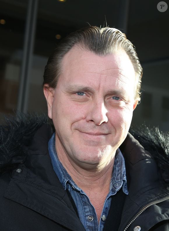 Exclusif - Le producteur Claude François Jr (Fils de Claude François) dans les rues de Paris. Le 5 janvier 2017. © Agence / Bestimage