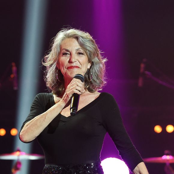 Malgré 40 ans de carrière 

Lio - 5ème édition de l'émission "Psychodon, Unis face aux maladies psychiques" à l'Olympia à Paris le 12 juin 2023. © Coadic Guirec/Bestimage