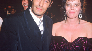 Gérard Lanvin en couple depuis plus de 40 ans avec une ex-chanteuse de disco : “On a été sans plus rien, on a été avec beaucoup”