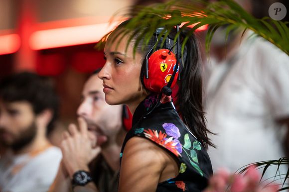 Alexandra Saint Mleux, petite amie de Charles Leclerc, portrait lors du Grand Prix de Formule 1 à Singapour 2025, 18ème manche du Championnat du Monde FIA de Formule 1 2025 du 3 au 5 octobre 2025 sur le Marina Bay Street Circuit, à Singapour -