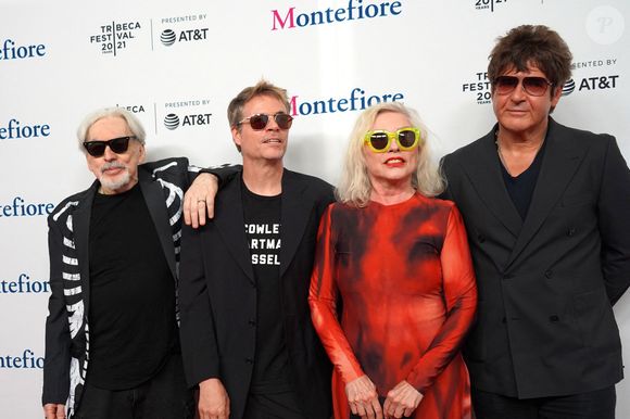 Chris Stein, Rob Roth, Deborah Harry (Debbie Harry) et Clem Burke lors de la projection du film "Storytellers : Blondie" au Festival de Tribeca à New York. Le 15 juin 2021
© Sonia Moskowitz Gordon / Zuma Press / Bestimage