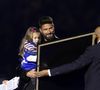 Olivier Giroud a ainsi vu son maillot être accroché au toit du Stade de France
Olivier Giroud, entouré de ses enfants Aria, Aaron, Evan et Jade, reçoit un hommage au Stade de France avant le Quart de finale de la Ligue des Nations de l'UEFA 2025 "France - Croatie (2-0 / tab 5-4)" au Stade de France à Saint-Denis, le 23 mars 2025.
© Cyril Moreau/Bestimage