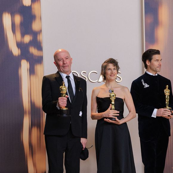 Jacques Audiard, Camille et Clément Ducol, Oscar de la meilleure chanson originale  dans la press room des Oscars le 2 mars 2025(Credit Image: © PI via ZUMA Press Wire)