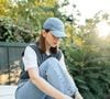 Il existe pourtant des astuces vestimentaires simples pour allonger visuellement la silhouette sans effort.