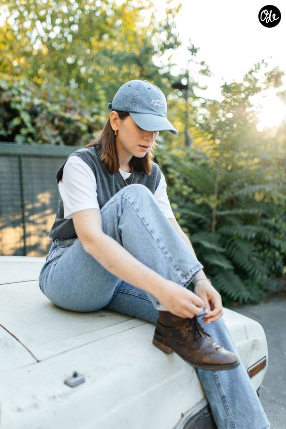 Il existe pourtant des astuces vestimentaires simples pour allonger visuellement la silhouette sans effort.