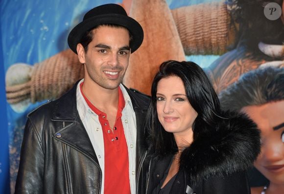 Christophe Licata et sa femme Coralie (enceinte) - Avant-première du film d'animation "Vaiana, la légende du bout du monde" au Cinéma le Grand Rex à Paris, France, le 15 novembre 2016. © Veeren/Bestimage