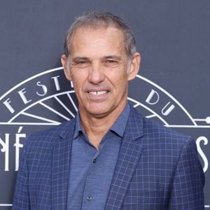 L’établissement, nommé “Must”, l’a chaleureusement remercié pour sa visite.
Paul Belmondo au photocall du Festival du Cinéma Francais et de la gastronomie d'Aix-Les-Bains, France, le 7 juin 2025. © Denis Guignebourg/Bestimage