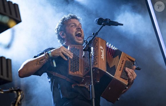 Claudio Capéo est en concert sur la scène du festival du Printemps de Pérouges au château de Saint Maurice de Remens le 29 juin 2024.
© Sandrine Thesillat / Panoramic / Bestimage