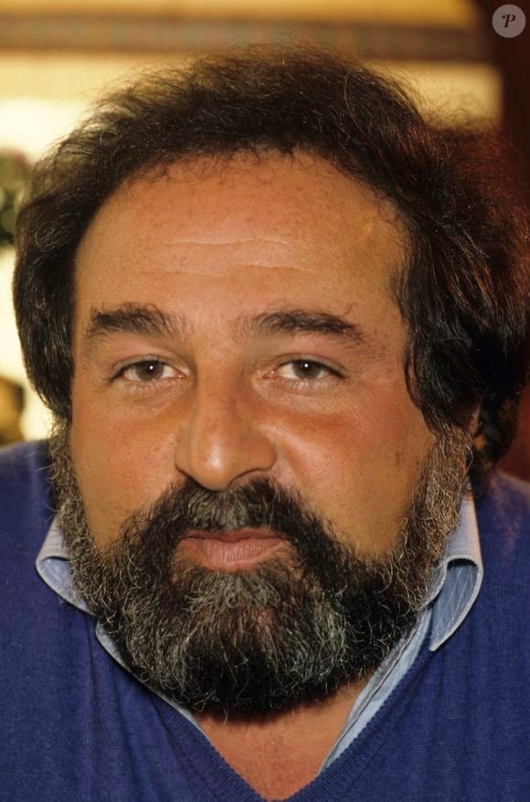 Archives - En France, dans le Val d'Oise, à Haute-Isle, Richard ANTHONY chez lui