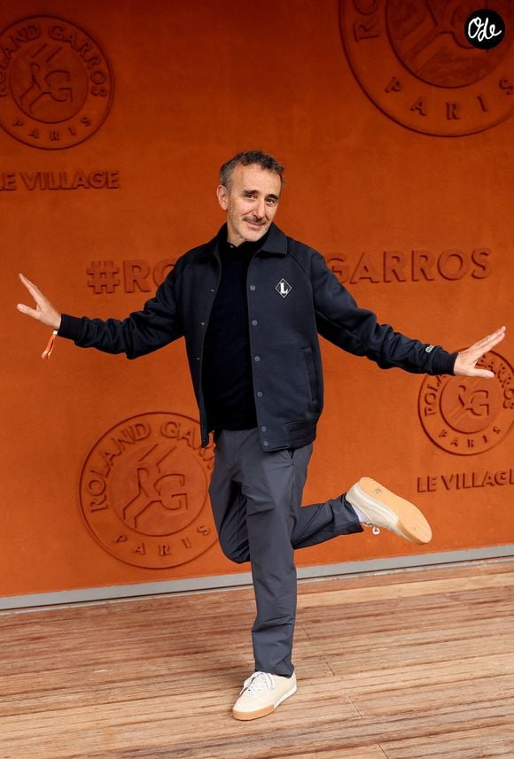 Elie Semoun au village lors des Internationaux de France de tennis de Roland-Garros 2026. Paris, le 3 juin 2026. 
© Jacovides-Moreau / Bestimage