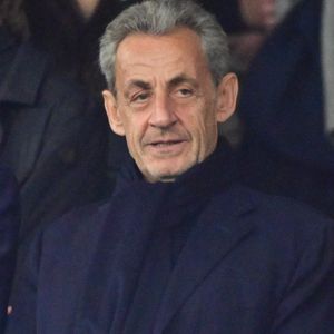 Nicolas Sarkozy a été condamné à 5 ans de prison avec mandat de dépôt avec effet différé, après avoir évoqué des "faits d'une gravité exceptionnelle de nature à altérer la confiance des citoyens en ceux qui les représentent" ainsi qu'à une amende de 100 000 euros. 

Nicolas Sarkozy dans les tribunes lors du match de Ligue 1 McDonald's "PSG - Auxerre (2-0)" au Parc des Princes à Paris
© Christian Liewig/Bestimage