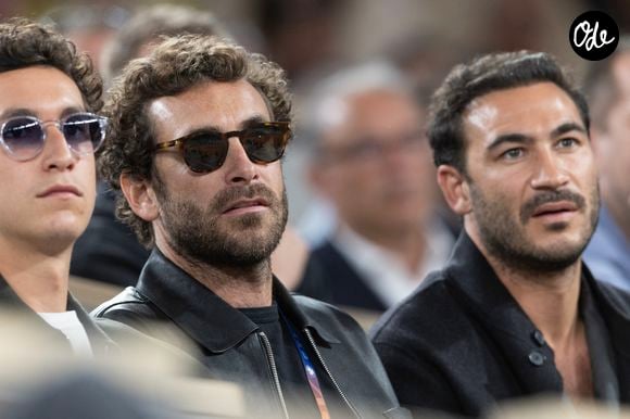 Louis Kretz, Martin Kretz et Valentin Kretz dans les tribunes lors des Internationaux de France de Tennis de Roland Garros 2025, à Paris, France, le 5 juin 2025.

© Jacovides-Moreau/Bestimage