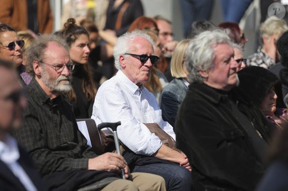 Jean-Pierre Dardenne - 300 personnes réunies pour rendre hommage à Emilie Dequenne dans sa ville de Chièvres (Belgique), le 9 avril 2025, quelques semaines après son décès prématuré, survenu le 16 mars 2025. © Photonews / Bestimage