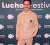 D'abord organisé aux Orres, l'événement a ensuite déménagé aux Menuires malgré les difficultés techniques liées à l'organisation de spectacles en altitude.

Florent Peyre au photocall de la cérémonie de clôture du 25ème édition du Festival TV de Luchon, France, le 7 février 2026. © Patrick Bernard/Bestimage