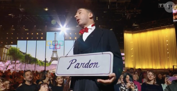 Lors d'un tableau très drôle, Michaël Youn et Patrick Fiori avaient prévenu les Parisiens qu'ils allaient vivre "l'enfer" avec le début de la compétition 

Les Enfoirés 2025, TF1, 7 mars 2025