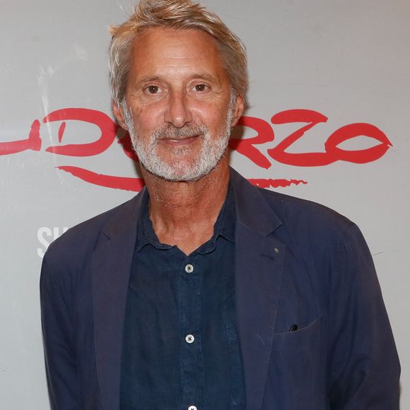 Âgé de 71 ans, il est encore aujourd'hui l'un des visages emblématiques de la chaîne cryptée

Exclusif - Antoine de Caunes - Avant-première du documentaire "Uderzo, sur le divan d'astérix" qui sera diffusé le 15 septembre 2023 sur Canal + au cinéma Club de l'étoile à Paris, France, le 13 septembre 2023. © Christophe Clovis / Bestimage