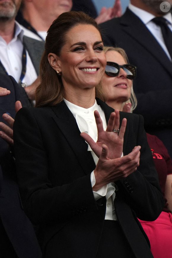 La Princesse de Galles dans les tribunes lors du match de poule A de la Coupe du monde féminine de rugby 2025 à l'American Express Stadium, Brighton. Samedi 6 septembre 2025. Photo by Ben Whitley/PA Wire/ABACAPRESS.COM