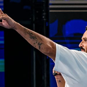 Florent Manaudou de France célèbre sa retraite de la natation lors des Championnats d'Europe de natation au Centre Aquatique Olympique de Paris (France), le 15 août 2026. (Crédit image : © Andrea Staccioli/Insidefoto via ZUMA Press)
