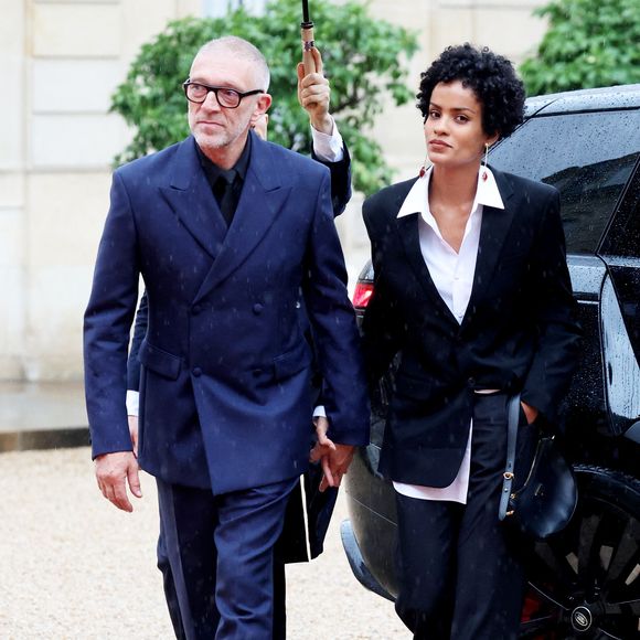Vincent Cassel et sa compagne Narah Baptista - Arrivées des personnalités au dîner d’État en l’honneur du président brésilien et de sa femme au palais présidentiel de l’Élysée à Paris le 5 juin 2025.

© Jacovides / Moreau / Bestimage