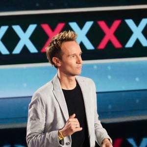 Cyril Féraud reprend l'antenne en prime time sur France 2 pour présenter un inédit de "100% Logique". 

Exclusif - Cyril Féraud lors de l'enregistrement de l'émission "100% logique" présentée par C. Feraud au Studio du Lendit à Saint-Denis, France. © Jack Tribeca/Bestimage