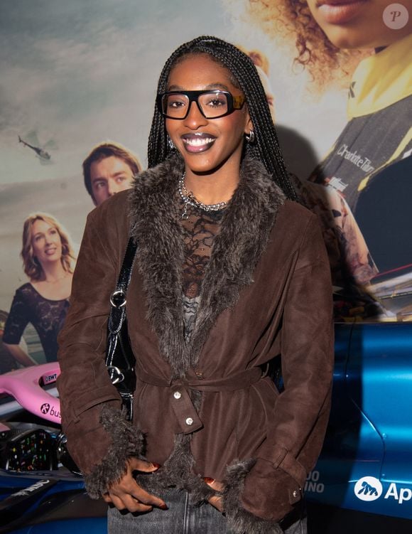 Photo : Ebony à la première du film "Rapide" au Grand Rex à Paris le 24  mars 2025. © Sam Delpech / Bestimage - Purepeople