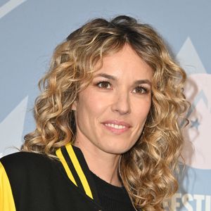 Élodie Fontan posant pour une séance photo lors du 29e Festival du film d'humour à l'Alpe d'Huez, en France, le 21 janvier 2026. Photo de Mireille Ampilhac/Abaca