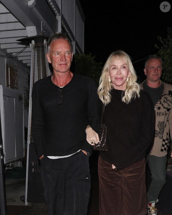 Santa Monica, CA - EXCLUSIF - Sting et sa femme Trudie Styler ont été vus quittant un restaurant italien, Giorgio Baldi à Santa Monica après un dîner romantique.



Sur la photo : Sting, Trudie Styler