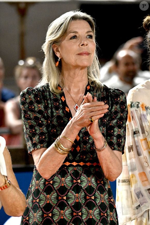 La princesse Caroline de Hanovre lors de la 3ème journée du Jumping International de Monte-Carlo, le 5 juillet 2025. La compétition se déroule sur le port Hercule à Monaco, du 3 juillet au 5 juillet. La princesse Caroline, sa fille Charlotte et Diane Fissore, ont remis le 1er prix du Longines Global Champions Tour Grand Prix du Prince de Monaco au français Simon Delestre qui a précédé le britannique Harry Charles et la néerlandaise Kim Emmen. © Bruno Bebert/Bestimage