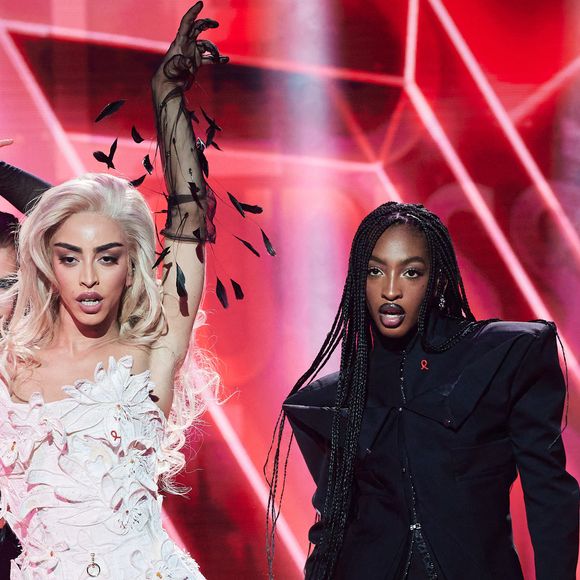Exclusif - Ebony et Bilal Hassani lors de l’enregistrement de l’émission “Les stars s’unissent pour le Sidaction” au théâtre Marigny à Paris, France, le 11 mars 2025. L’émission sera diffusée en prime le 22 mars sur France 2. © Guirec-Moreau/ Bestimage