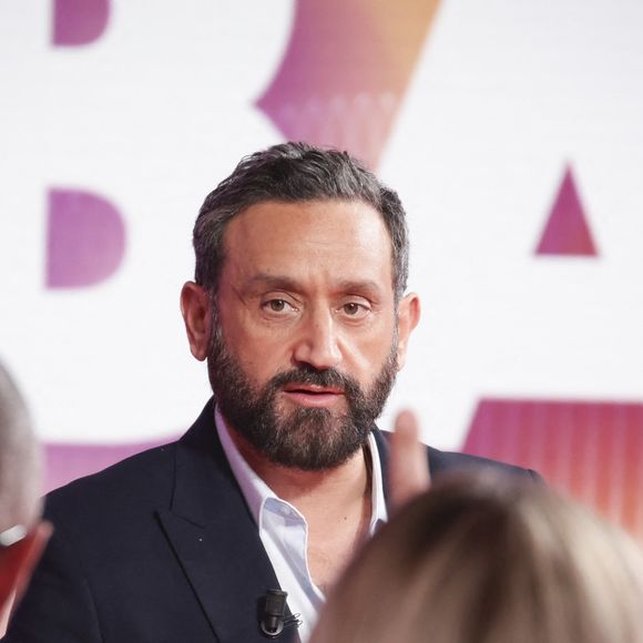 Exclusif - Cyril Hanouna, sur le plateau de l’émission « TPMP » présentée par C.Hanouna et diffusée en direct sur Youtube et sur toutes les box (SFR, FREE, MyCanal etc), Paris, France, le 04 mars 2025. © Jack Tribeca / Bestimage