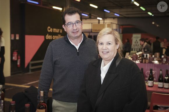 Loin des caméras, il dirige la prestigieuse entreprise Armagnacs Darroze dans le Sud-Ouest de la France.

Exclusif - Hélène Darroze et son frère Marc Darroze - Premier Festival de la Gasconnerie au Ground Control à Paris le 30 janvier 2023. © Jack Tribeca-Pierre Perusseau/Bestimage