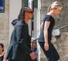 Comme l'a indiqué BFMTV, la veuve de Thierry Ardisson a eu un geste fort pour les invités aux obsèques de Thierry Ardisson.
Audrey Crespo-Mara et ses fils Sekou et Lamine - Arrivées aux obsèques de Thierry Ardisson en l’église Saint-Roch de Paris, France, le 17 juillet 2025. © Clovis-Jacovides/Bestimage