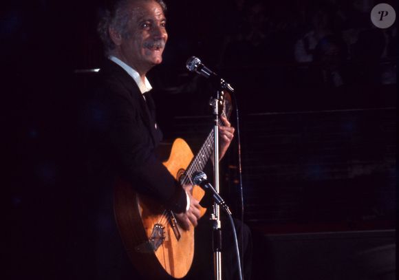 Georges Brassens 1977 - Archive Portrait. JLPPA / Bestimage