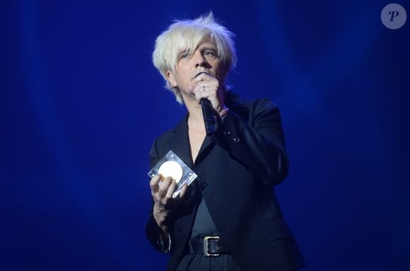 Nicola Sirkis - Indochine (Grand Prix de la chanson française) - Grand Prix Sacem 2018 à la salle Pleyel à Paris présenté par V. Dedienne, le 10 décembre 2018. © Veeren/Bestimage
