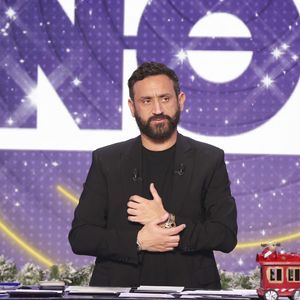 Heureux papa de Bianca et de Lino, Cyril Hanouna serait-il prêt à agrandir sa famille ? 

Exclusif - Cyril Hanouna sur le plateau de l’enregistrement de l’émission « Face à Hanouna » présentée par C.Hanouna et diffusée sur C8. © Jack Tribeca / Bestimage
